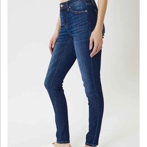 KanCan Mid Rise Super Skinny Jean